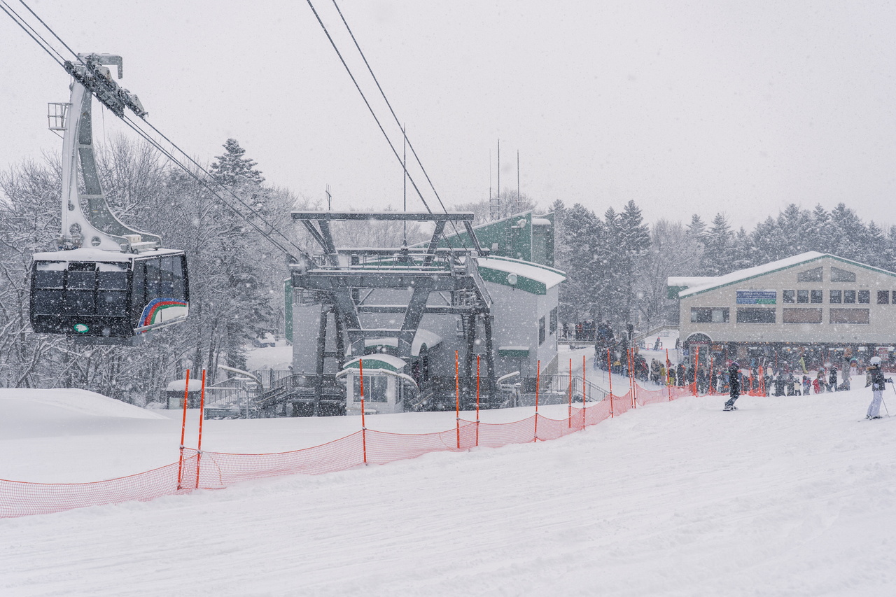 富良野スキー場｜数字以上に良い雪たっぷり！いよいよ『bonchi powder』本領発揮の季節到来です！